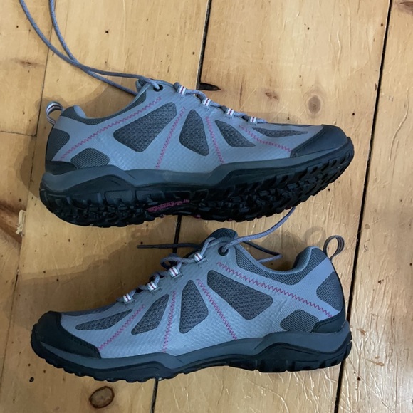 Columbia hiking shoes - Picture 6 of 9